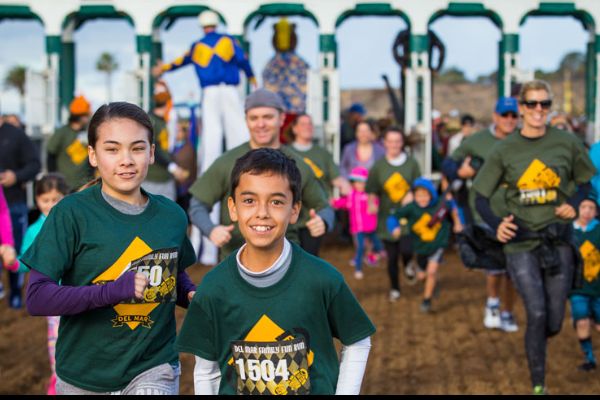 Del Mar Family Mile Fun Run