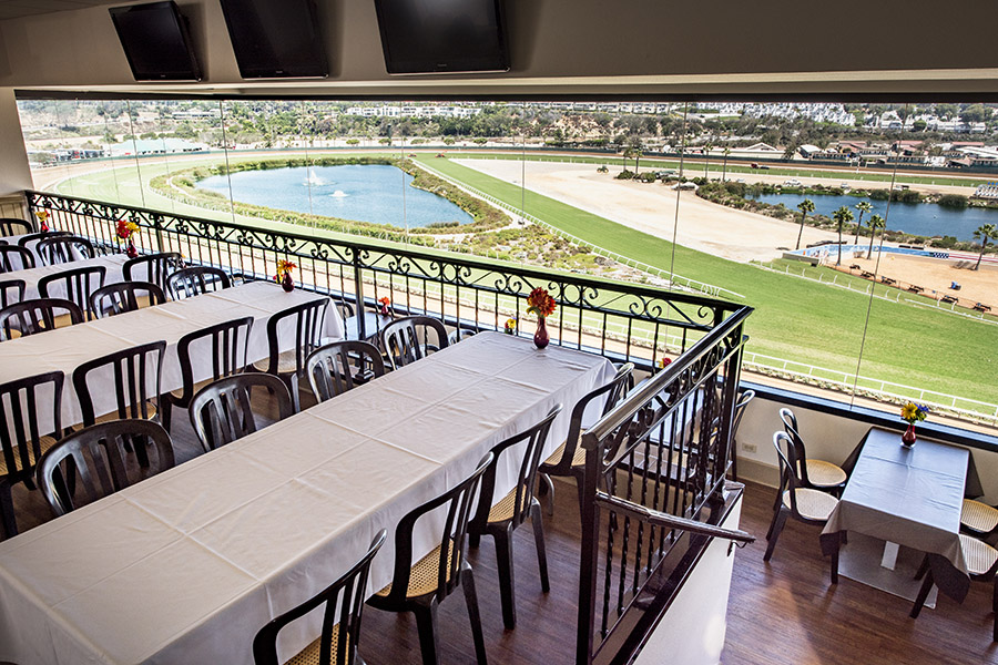 Del Mar Suites Skyrooms